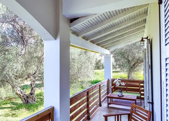 Ulysses Rest Apart Otel Agios Stefanos Avliotes (Corfu)