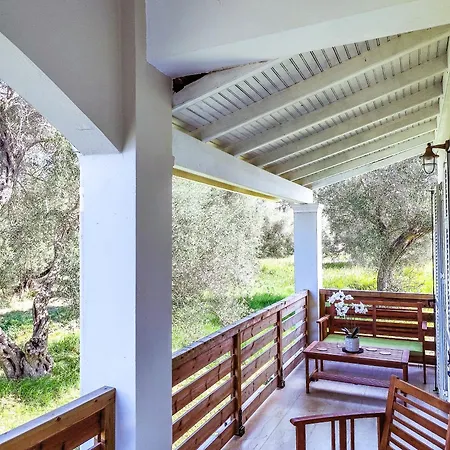 Ulysses Rest Hotel apartamentowy Agios Stefanos Avliotes (Corfu)